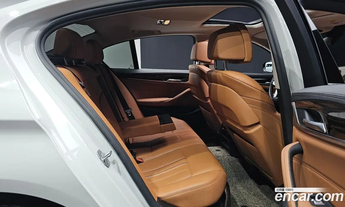 BMW 5 серия 2021 2.0 автомат (гидро), фото 17