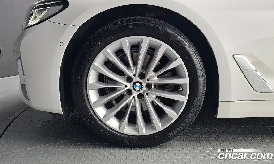 BMW 5 серия 2021 2.0 автомат (гидро), фото 5