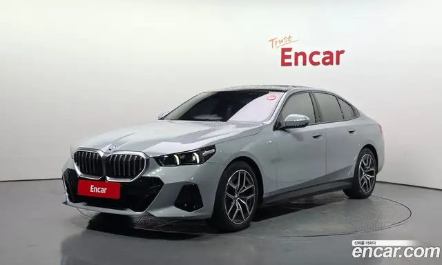 BMW 5 серия, 2024, 38 402 км