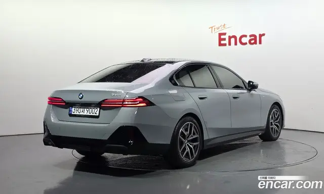 BMW 5 серия 2024 2.0 автомат (гидро), миниатюра 2