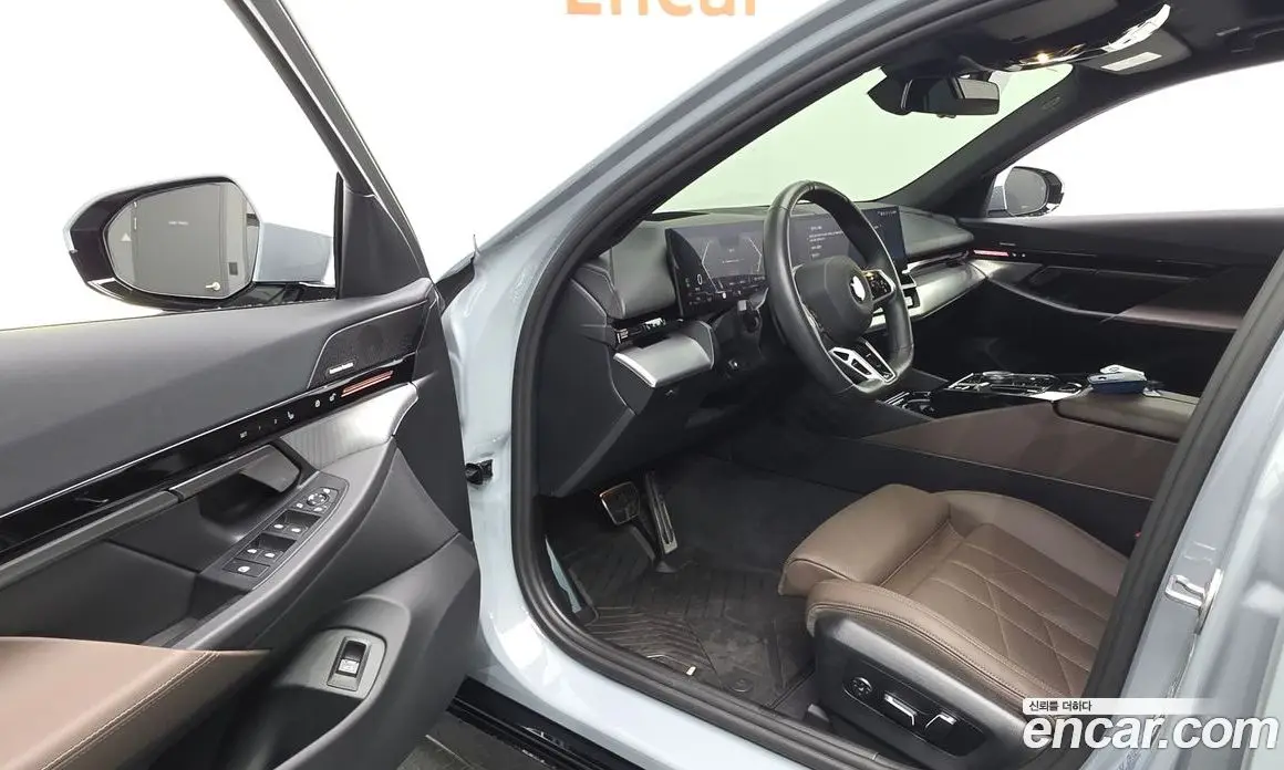 BMW 5 серия 2024 2.0 автомат (гидро), фото 13
