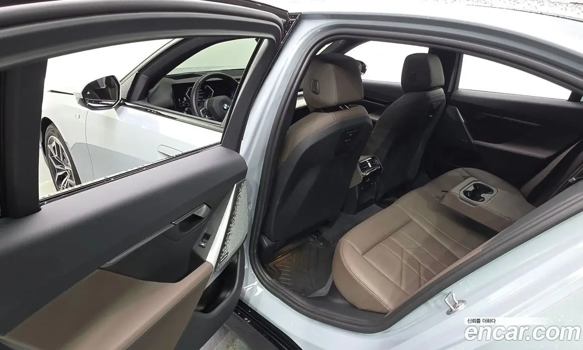 BMW 5 серия 2024 2.0 автомат (гидро), фото 18