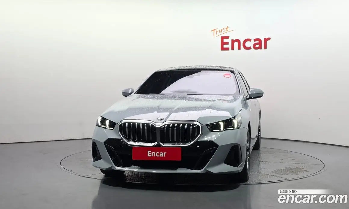 BMW 5 серия 2024 2.0 автомат (гидро), фото 3