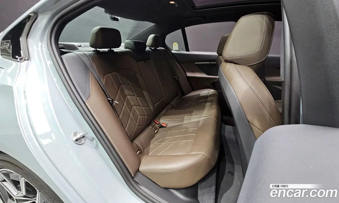 BMW 5 серия 2024 2.0 автомат (гидро), фото 17