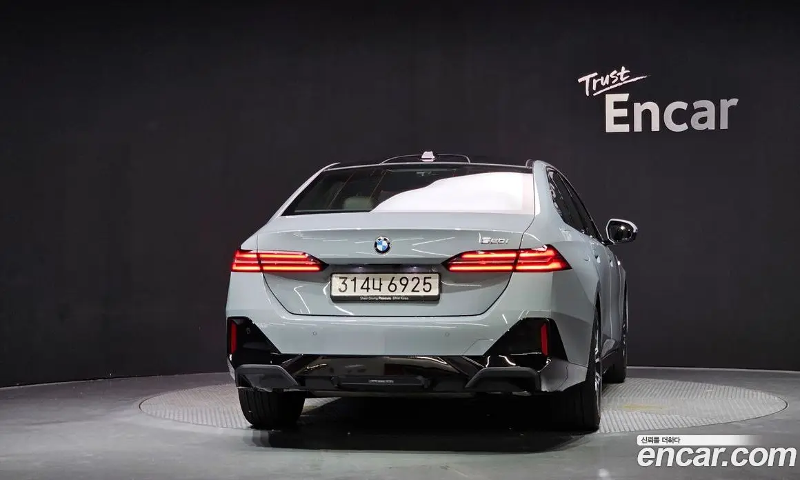 BMW 5 серия 2024 2.0 автомат (гидро), фото 4