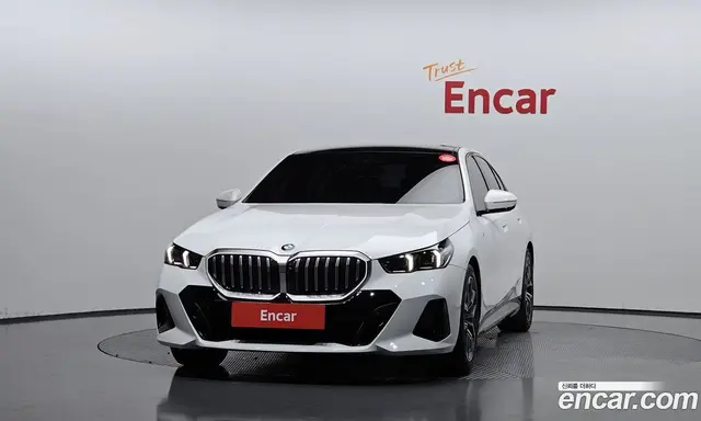 BMW 5 серия 2025 2.0 автомат (гидро), миниатюра 3