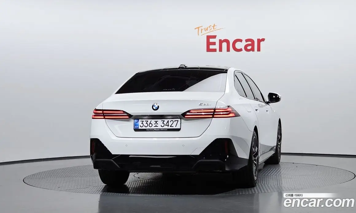 BMW 5 серия 2025 2.0 автомат (гидро), фото 4