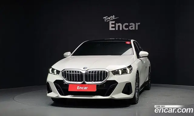 BMW 5 серия 2025 2.0 автомат (гидро), миниатюра 3 BMW 5 серия 2025 2.0 автомат (гидро), миниатюра 3