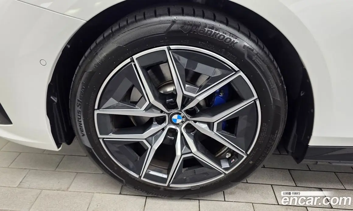 BMW 5 серия 2025 2.0 автомат (гидро), фото 5 BMW 5 серия 2025 2.0 автомат (гидро), фото 5