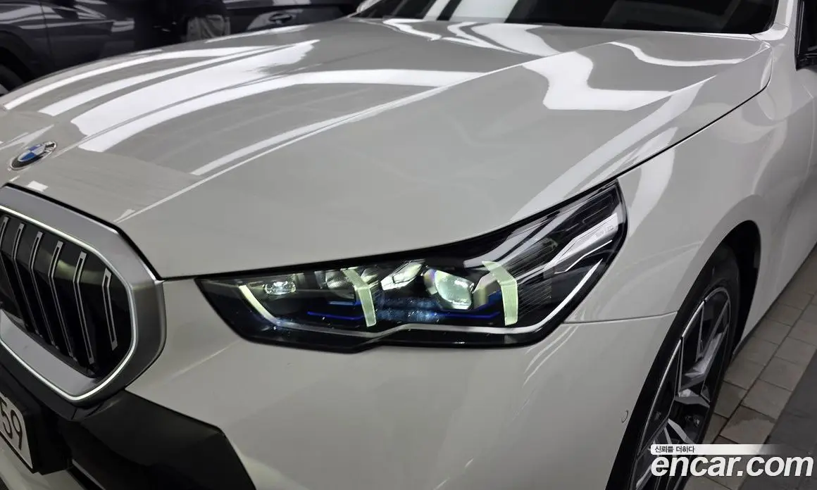 BMW 5 серия 2025 2.0 автомат (гидро), фото 8 BMW 5 серия 2025 2.0 автомат (гидро), фото 8
