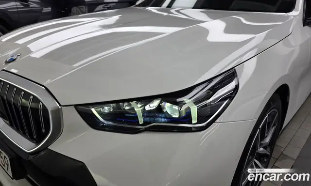 BMW 5 серия 2025 2.0 автомат (гидро), миниатюра 8 BMW 5 серия 2025 2.0 автомат (гидро), миниатюра 8