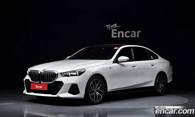 BMW 5 серия, 2025, 10 703 км