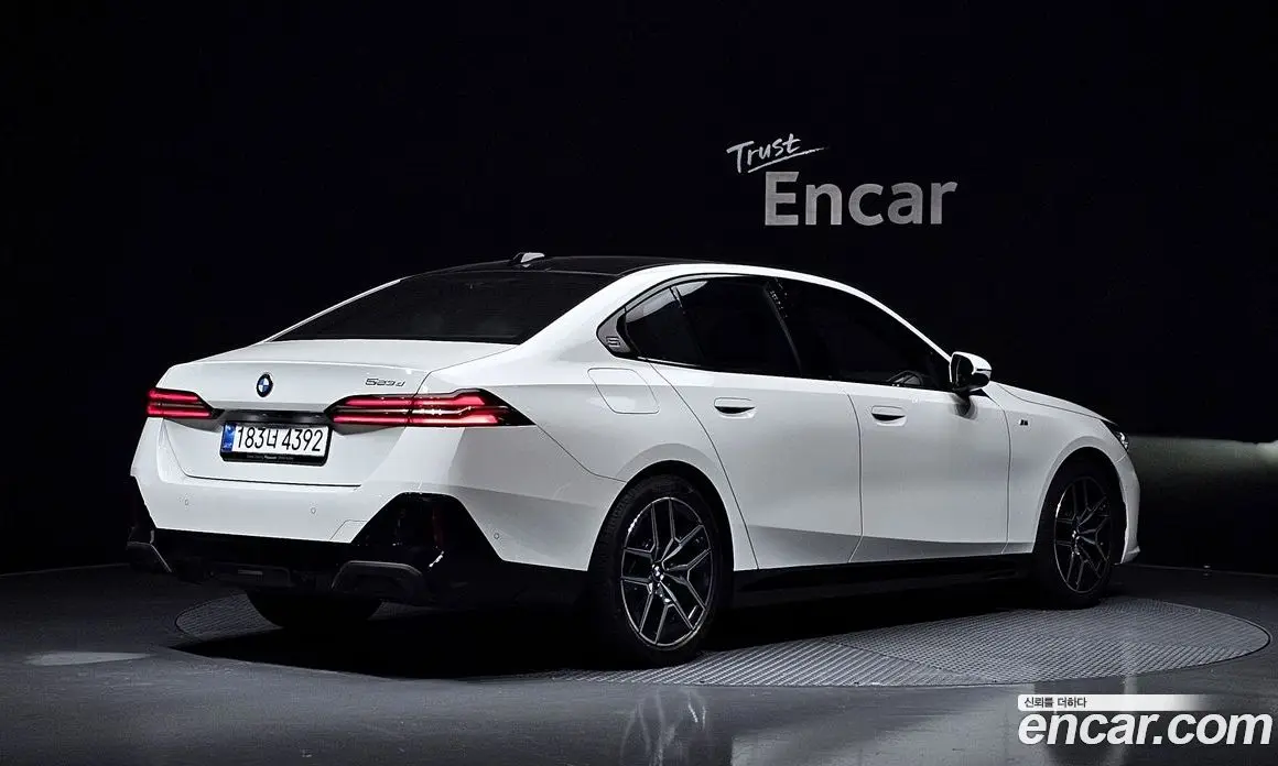 BMW 5 серия 2025 2.0 автомат (гидро), фото 2 BMW 5 серия 2025 2.0 автомат (гидро), фото 2