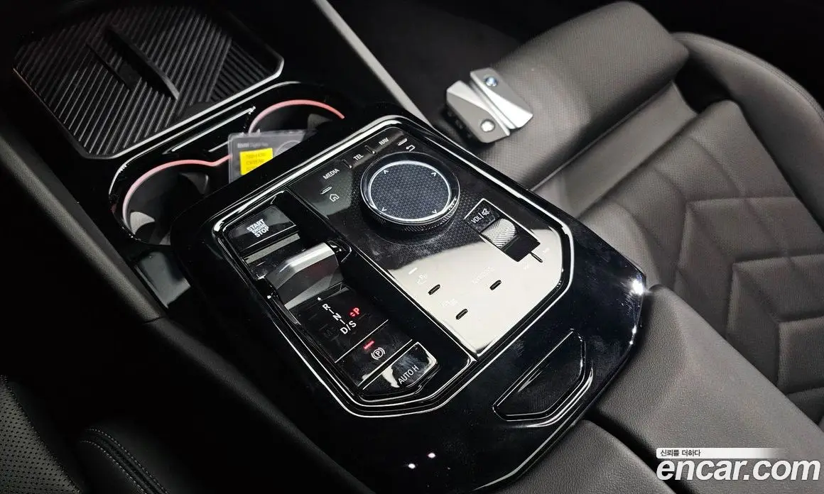 BMW 5 серия 2025 2.0 автомат (гидро), фото 12 BMW 5 серия 2025 2.0 автомат (гидро), фото 12