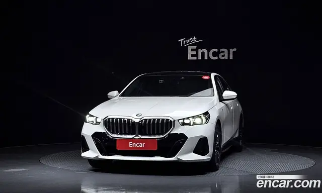 BMW 5 серия 2025 2.0 автомат (гидро), миниатюра 3 BMW 5 серия 2025 2.0 автомат (гидро), миниатюра 3