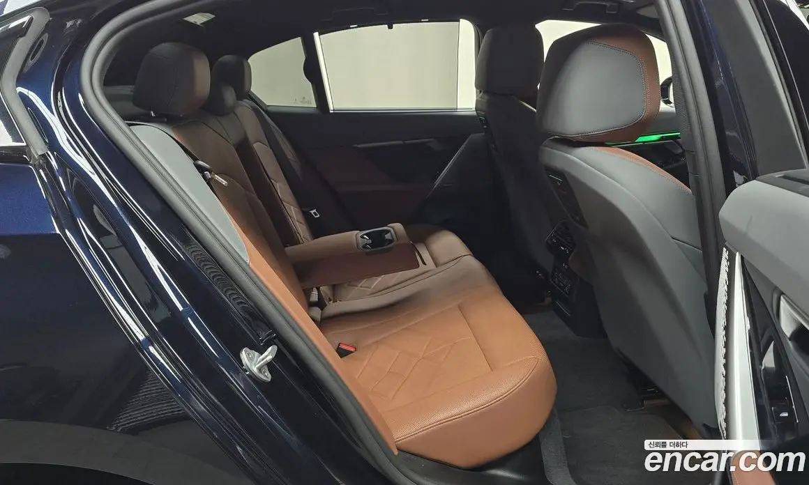 BMW 5 серия 2025 2.0 автомат (гидро), фото 16