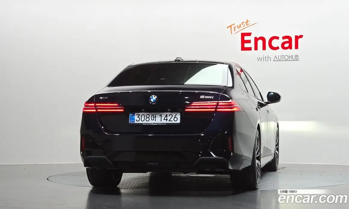 BMW 5 серия 2025 2.0 автомат (гидро), фото 3