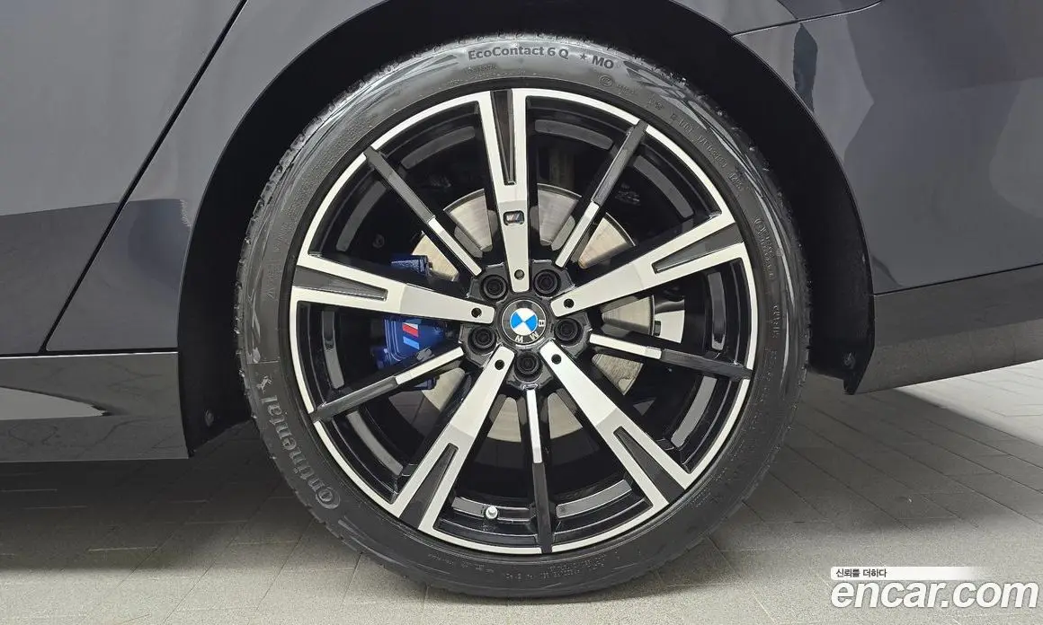 BMW 5 серия 2025 2.0 автомат (гидро), фото 6