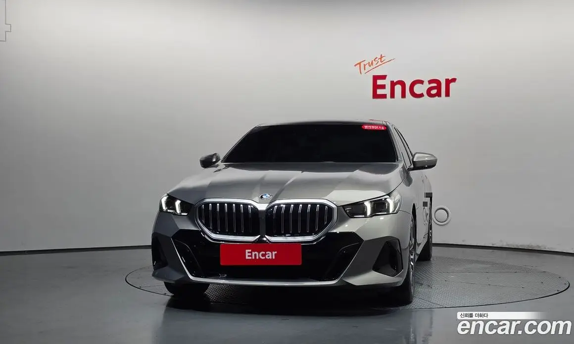 BMW 5 серия 2025 2.0 автомат (гидро), фото 2 BMW 5 серия 2025 2.0 автомат (гидро), фото 2