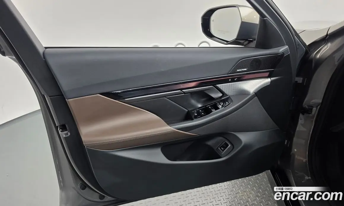 BMW 5 серия 2025 2.0 автомат (гидро), фото 13 BMW 5 серия 2025 2.0 автомат (гидро), фото 13