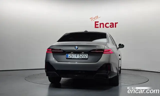 BMW 5 серия 2025 2.0 автомат (гидро), миниатюра 3 BMW 5 серия 2025 2.0 автомат (гидро), миниатюра 3