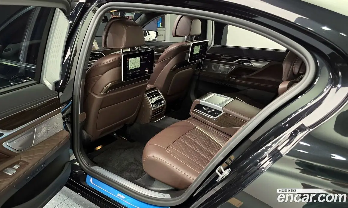 BMW 7 серия 2022 3.0 автомат (гидро), фото 17 BMW 7 серия 2022 3.0 автомат (гидро), фото 17