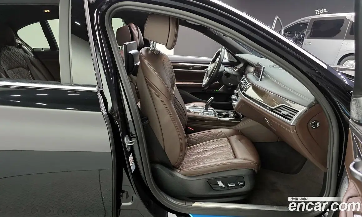 BMW 7 серия 2022 3.0 автомат (гидро), фото 18 BMW 7 серия 2022 3.0 автомат (гидро), фото 18