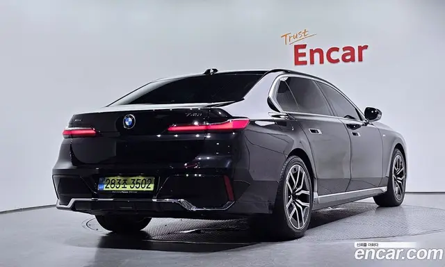 BMW 7 серия 2025 3.0 автомат (гидро), миниатюра 2