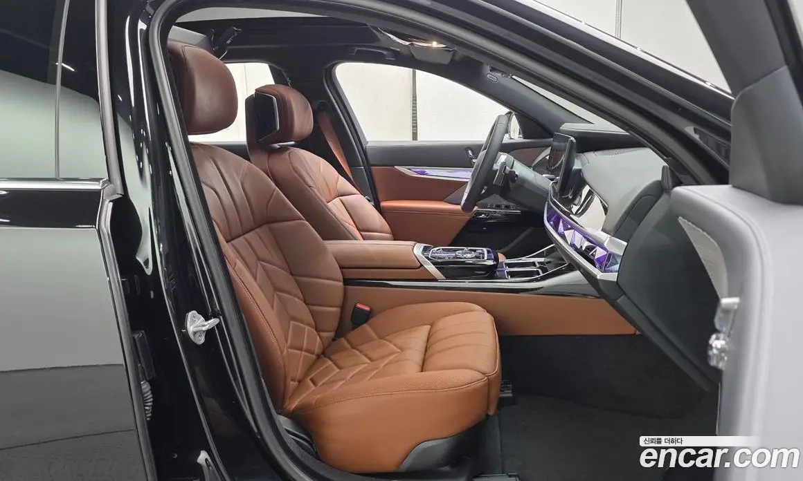 BMW 7 серия 2025 3.0 автомат (гидро), фото 16