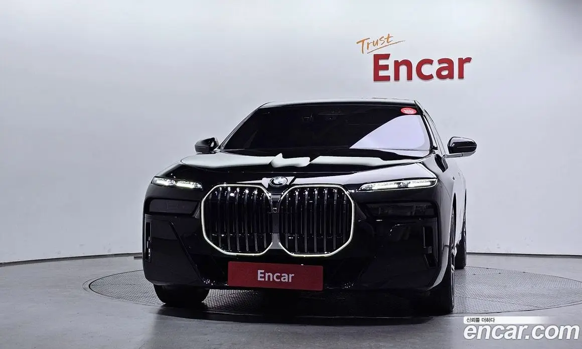 BMW 7 серия 2025 3.0 автомат (гидро), фото 3