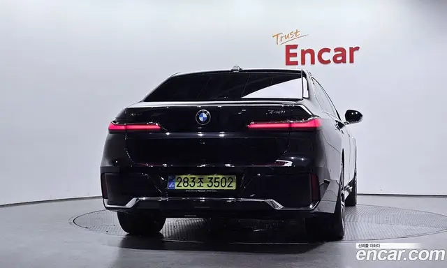 BMW 7 серия 2025 3.0 автомат (гидро), миниатюра 4