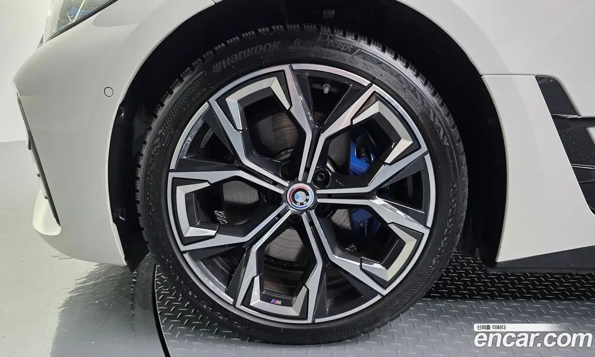 BMW i4 2024 0.2 автомат (гидро), фото 4 BMW i4 2024 0.2 автомат (гидро), фото 4