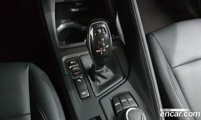 BMW X1 2018 2.0 автомат (гидро), миниатюра 12