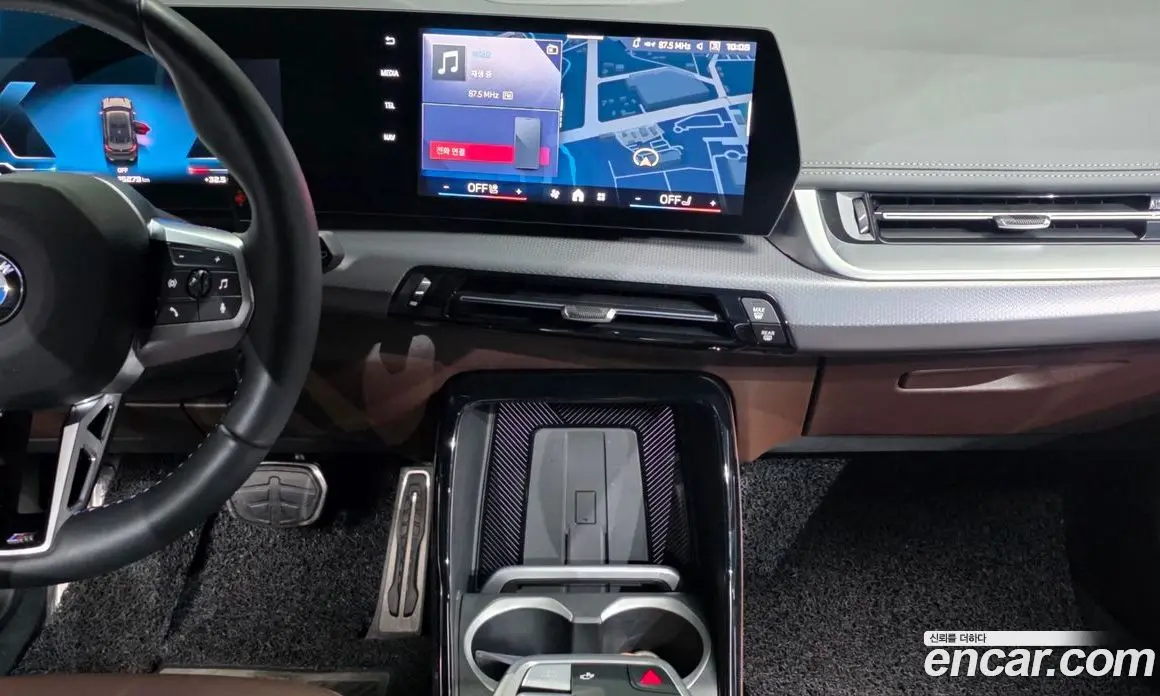 BMW X1 2025 2.0 автомат (гидро), фото 20