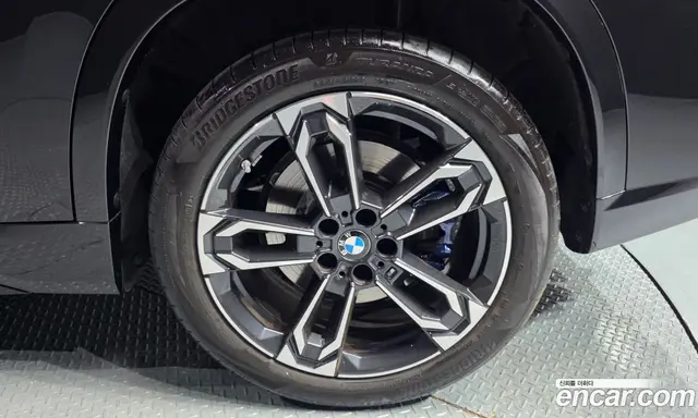 BMW X1 2025 2.0 автомат (гидро), миниатюра 7