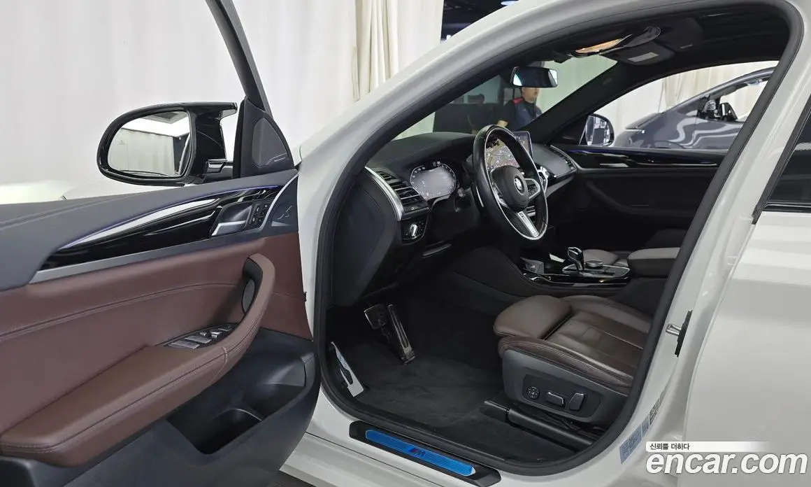BMW X4 2024 3.0 автомат (гидро), фото 13