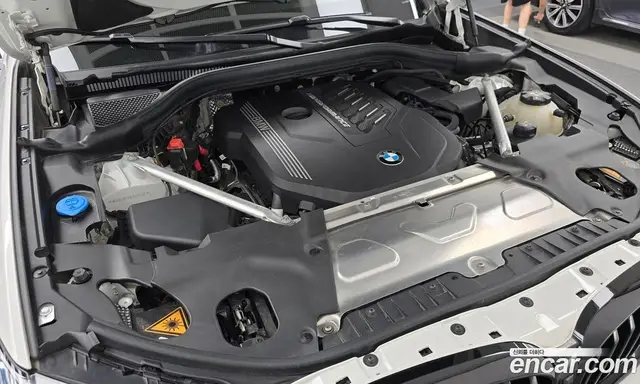 BMW X4 2024 3.0 автомат (гидро), миниатюра 6