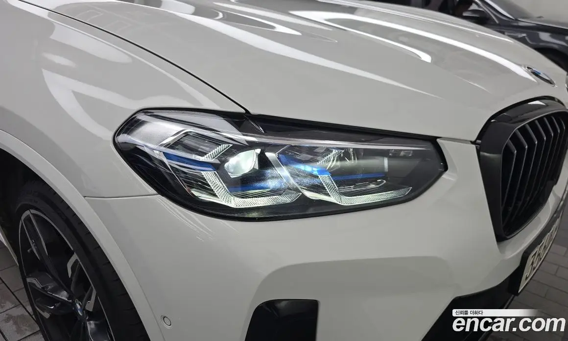 BMW X4 2024 3.0 автомат (гидро), фото 8