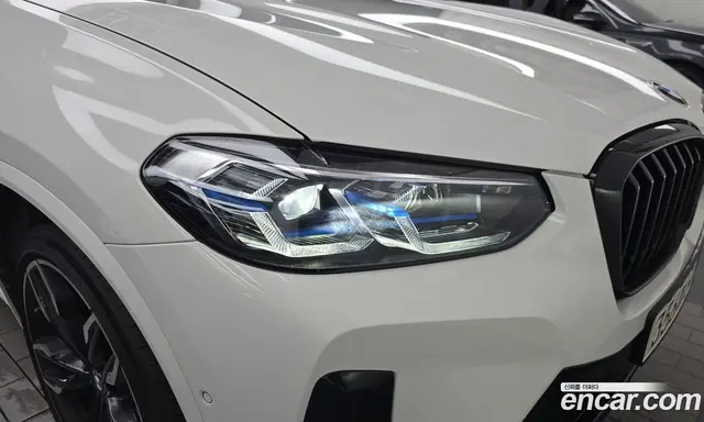 BMW X4 2024 3.0 автомат (гидро), миниатюра 8