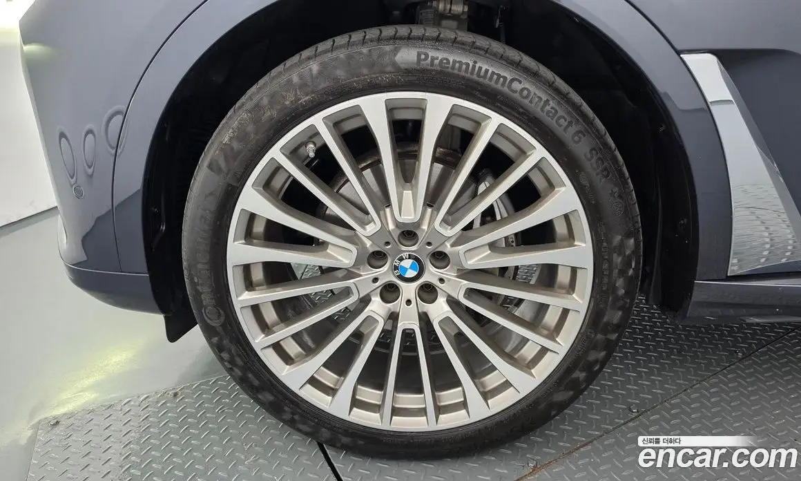 BMW X7 2021 3.0 автомат (гидро), фото 5
