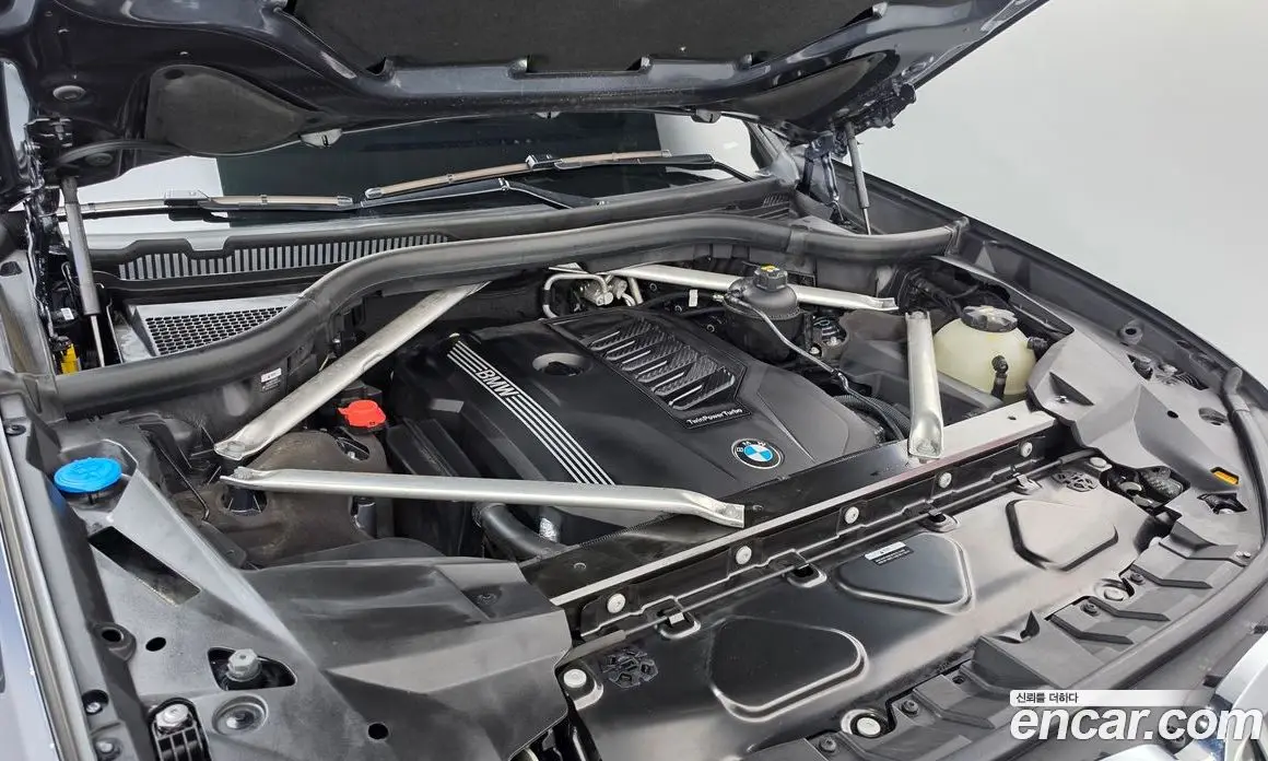 BMW X7 2021 3.0 автомат (гидро), фото 6