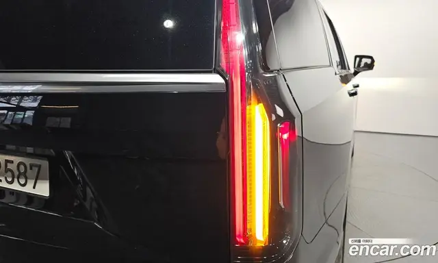 Cadillac Escalade 2021 6.2 автомат (гидро), миниатюра 9