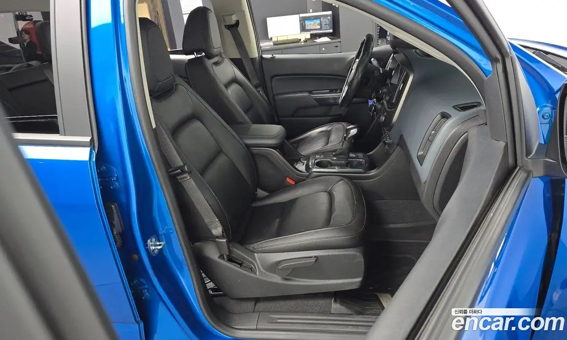 Chevrolet Colorado 2022 3.6 автомат (гидро), фото 15