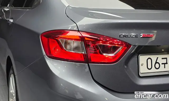 Chevrolet Cruze 2017 1.4 автомат (гидро), миниатюра 9 Chevrolet Cruze 2017 1.4 автомат (гидро), миниатюра 9
