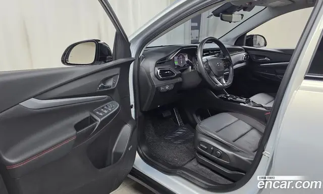 Chevrolet 볼트 EUV 2023 0.2 автомат (гидро), миниатюра 12