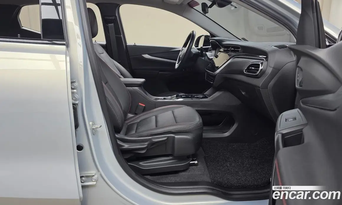 Chevrolet 볼트 EUV 2023 0.2 автомат (гидро), фото 15 Chevrolet 볼트 EUV 2023 0.2 автомат (гидро), фото 15