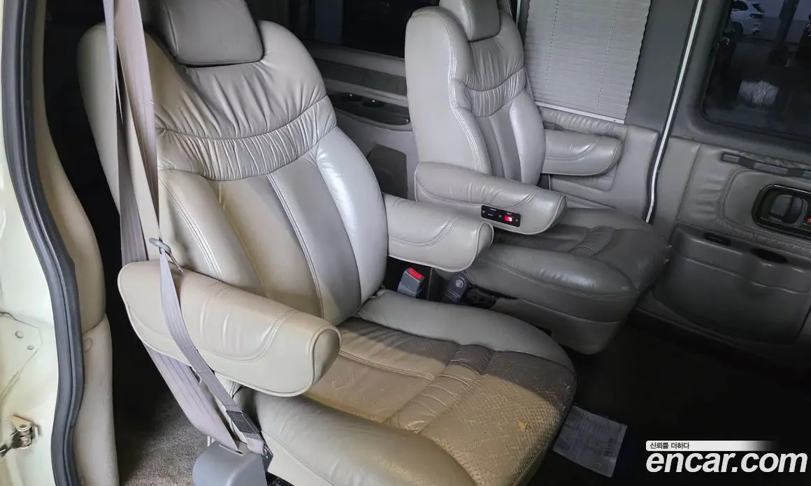 Chevrolet Express Van 2006 5.3 автомат (гидро), фото 11 Chevrolet Express Van 2006 5.3 автомат (гидро), фото 11