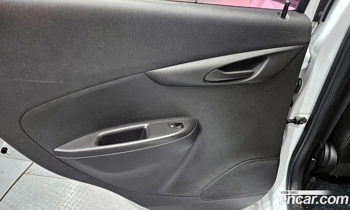 Chevrolet Spark 2016 1.0 автомат (гидро), фото 15