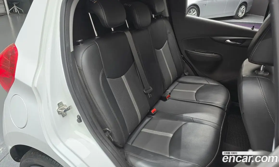 Chevrolet Spark 2019 1.0 автомат (гидро), фото 12