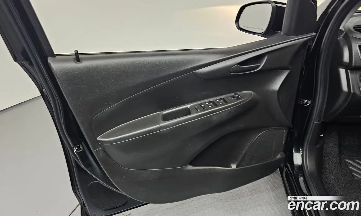 Chevrolet Spark 2019 1.0 автомат (гидро), фото 14
